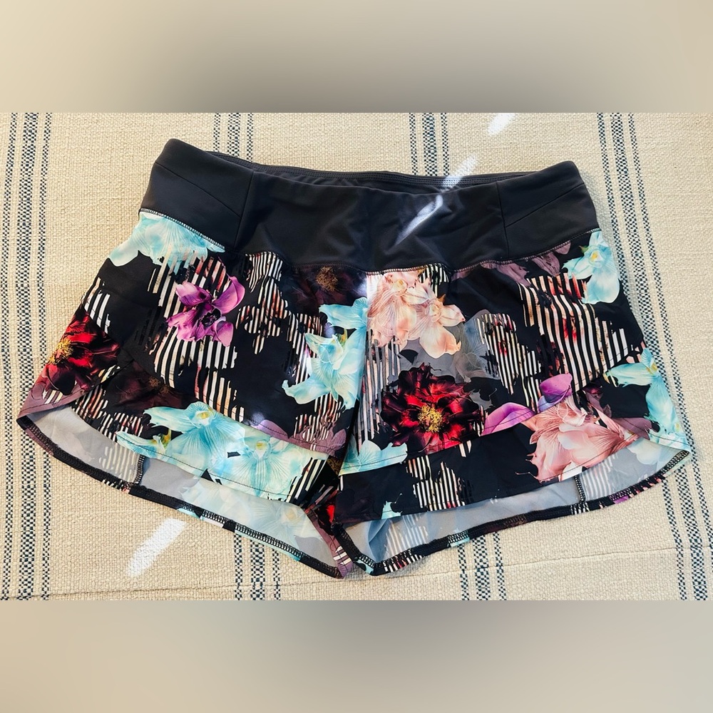 Calia by Carrie Underwood Size L Women’s Athletic Shorts NWT